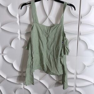 NEW Topshop textured cold shoulder top in sage green sz 6. (88)